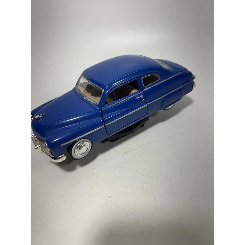 1949 Mercury Coupe Diecast Model Car Blue 1:24 Scale Opening Hood Doors